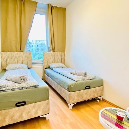 Bright 5Br Shared Apartment W Great Transport Link Wien Exterior foto